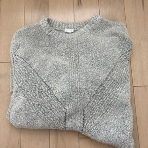 size xs but fits like size small sweater